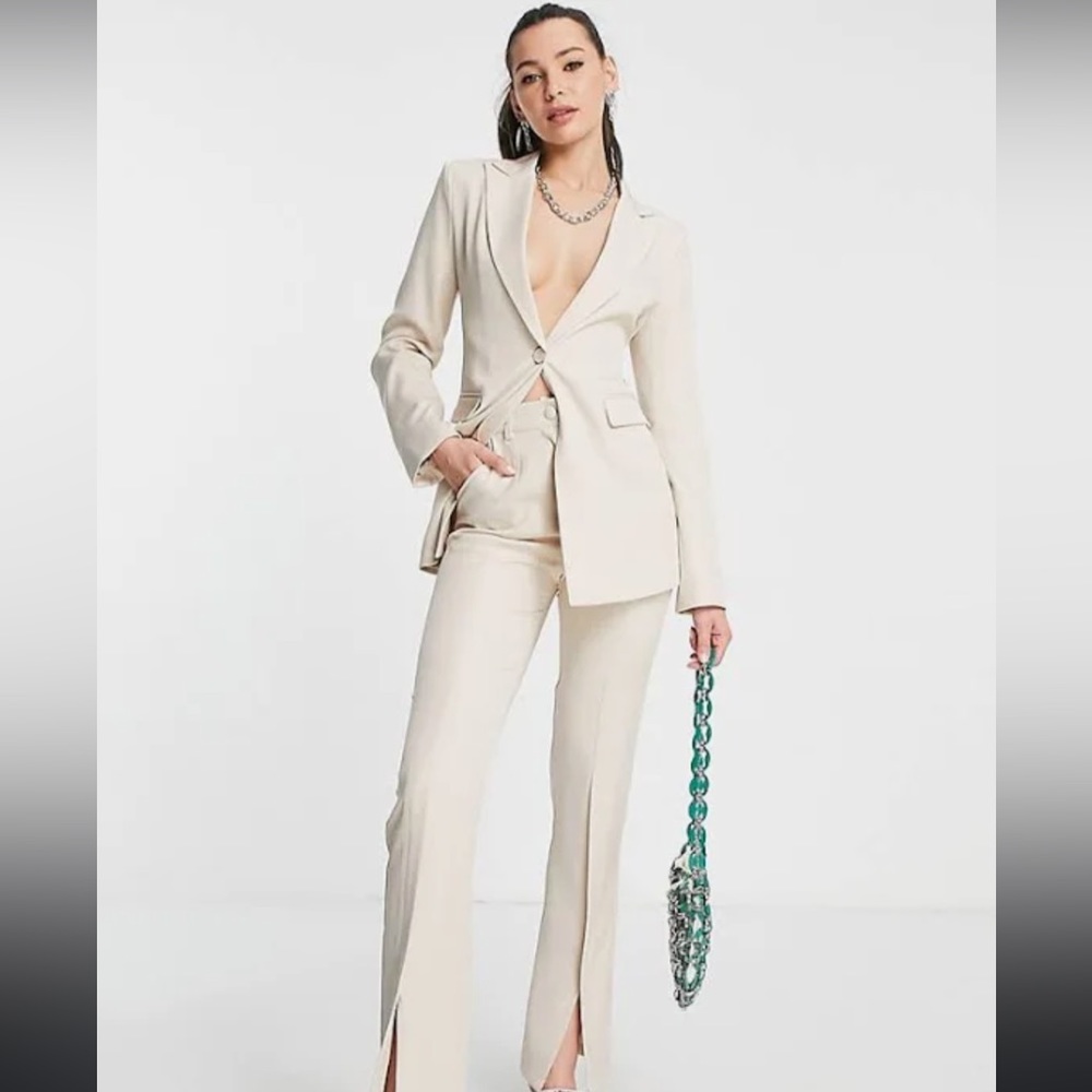 4th and Reckless Tailored Open Back Blazer: Size S - Picture 6 of 11